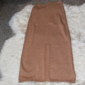 Knit midi skirt